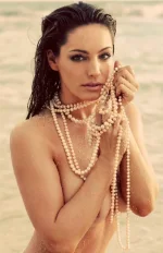 Kelly-Brook-15.webp