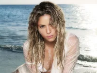 Shakira-4.webp