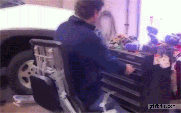 awesome-mechanics-chair.gif