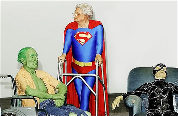 superheroes02.jpg
